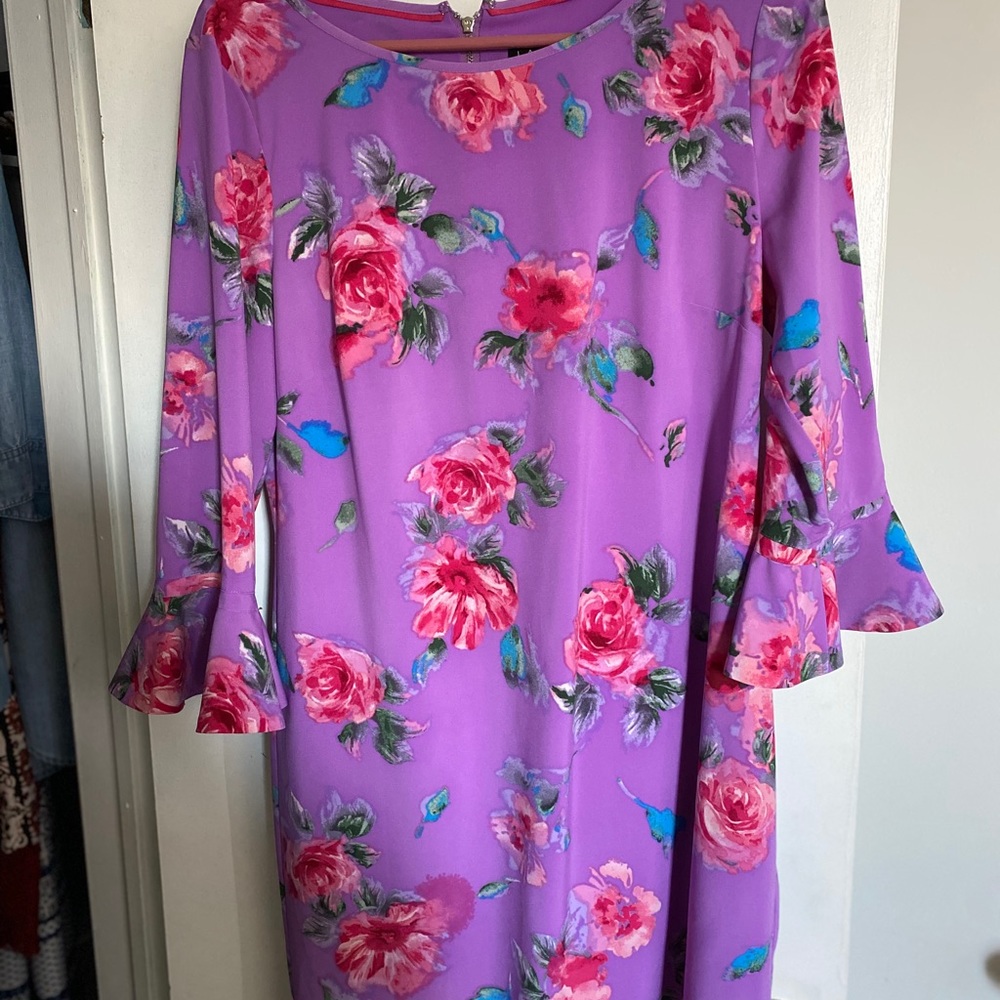 Laundry Shelli Segal Bell Sleeved Shift Dress